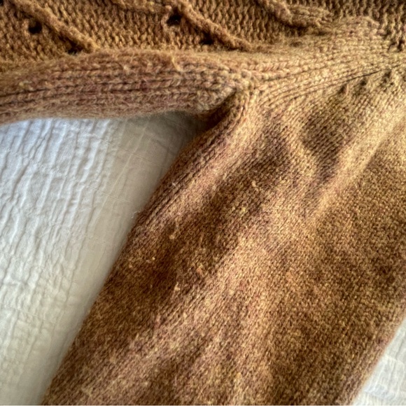 JCrew Women’s Lambswool Pullover Sweater - Picture 9 of 13